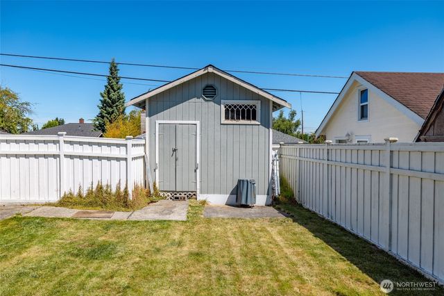 1506 12th Street, Anacortes, WA 98221