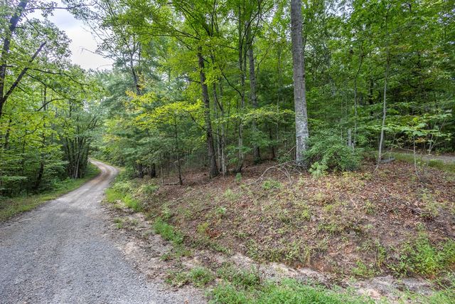2 AC Horvath Road, Murphy, NC 28906