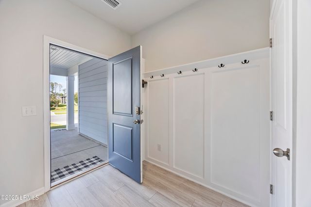 1138 Salem Bay Drive, Beaufort, SC 29902