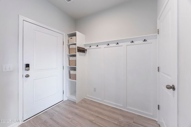 1138 Salem Bay Drive, Beaufort, SC 29902