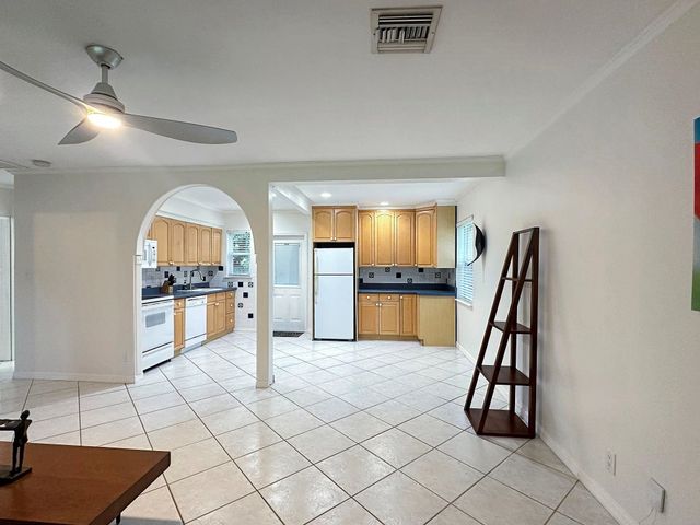 1613 NW 4TH Avenue, Fort Lauderdale, FL 33311