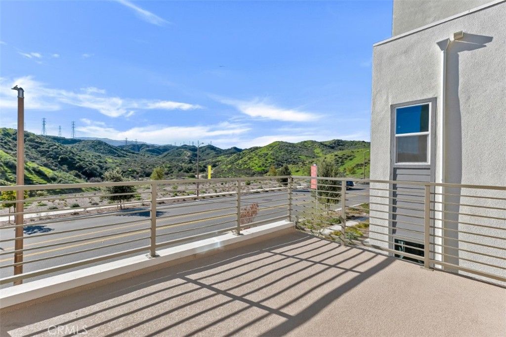 Image 19 of property listing at 26712 Afton Lane, Valencia, CA 91381