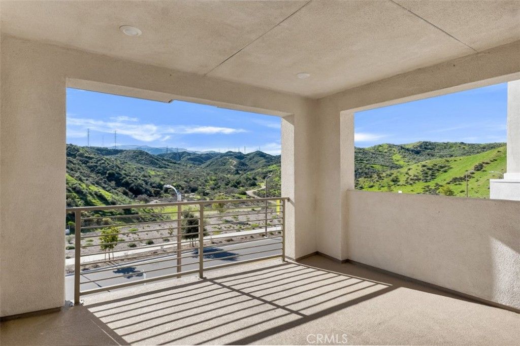 Image 39 of property listing at 26712 Afton Lane, Valencia, CA 91381