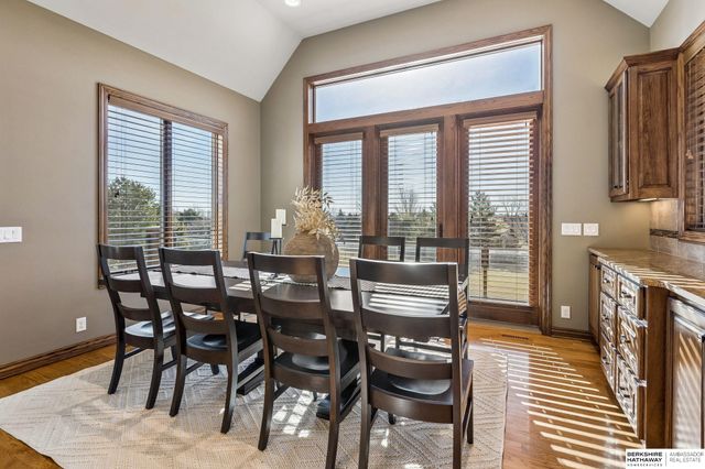 19205 Grande Avenue Circle, Omaha, NE 68022