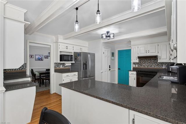 303 Parkway DR, Newport News, VA 23606