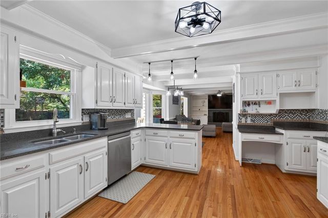 303 Parkway DR, Newport News, VA 23606