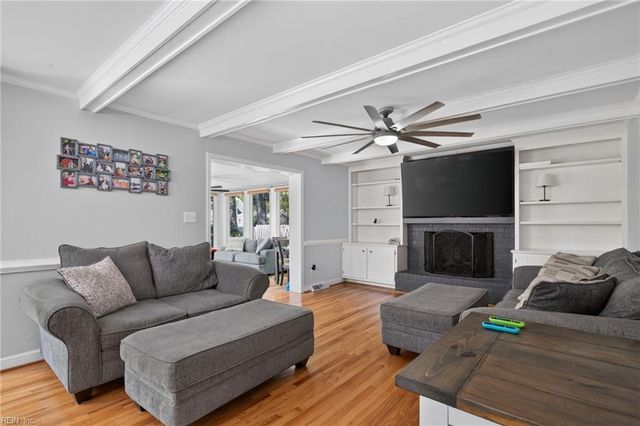303 Parkway DR, Newport News, VA 23606