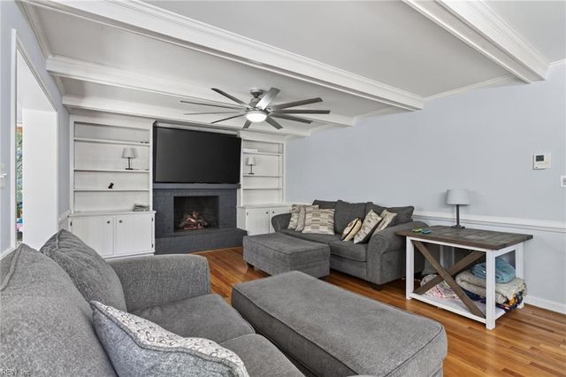 303 Parkway DR, Newport News, VA 23606