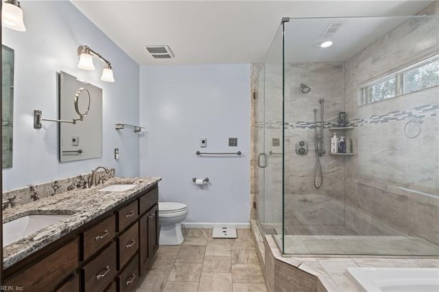 303 Parkway DR, Newport News, VA 23606