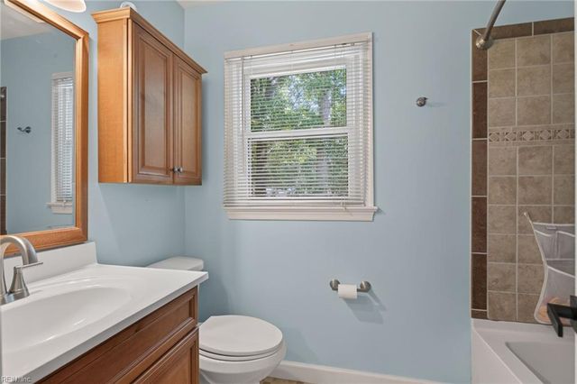 303 Parkway DR, Newport News, VA 23606