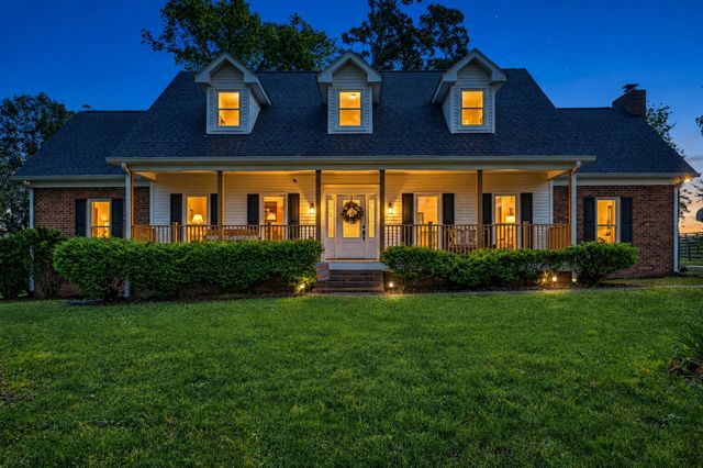 640 Denning Ford Rd, Portland, TN 37148
