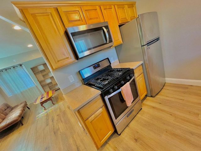 326 Macarthur Boulevard, San Leandro, CA 94577