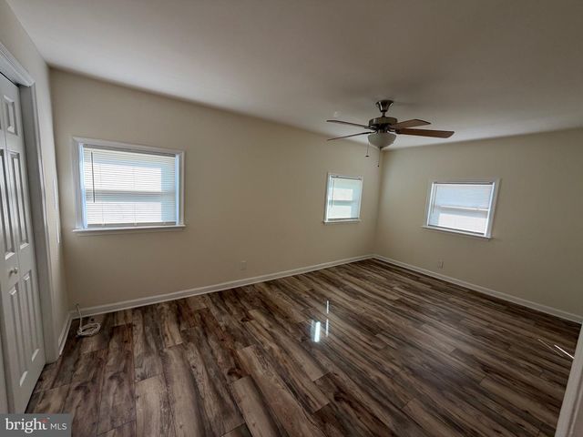 1020 S GERALD DR, Newark, DE 19713
