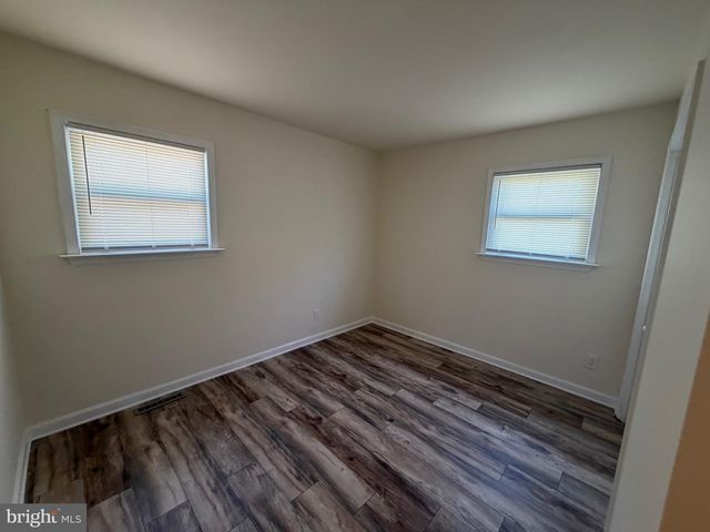 1020 S GERALD DR, Newark, DE 19713