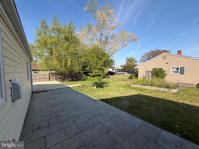 1020 S GERALD DR, Newark, DE 19713