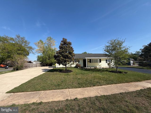 1020 S GERALD DR, Newark, DE 19713