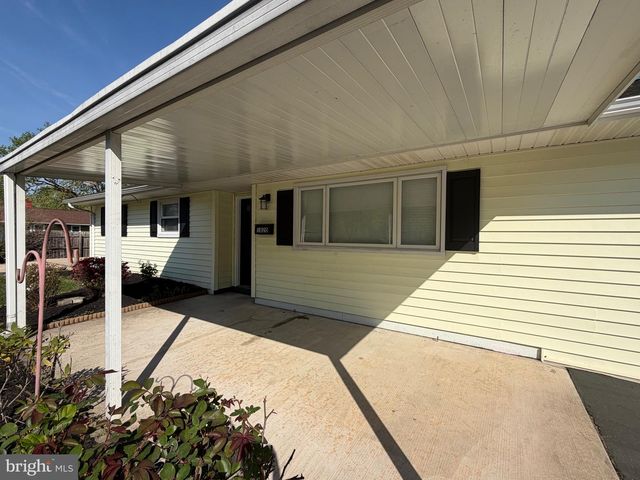 1020 S GERALD DR, Newark, DE 19713