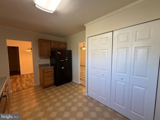 1020 S GERALD DR, Newark, DE 19713
