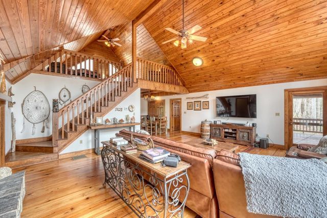 575 Carolina Springs Lane, Franklin, NC 28734