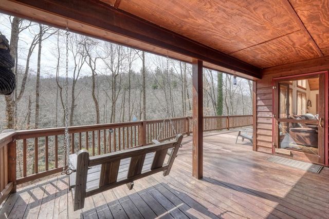 575 Carolina Springs Lane, Franklin, NC 28734