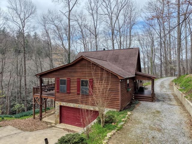 575 Carolina Springs Lane, Franklin, NC 28734