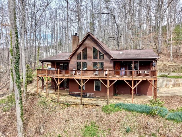 575 Carolina Springs Lane, Franklin, NC 28734