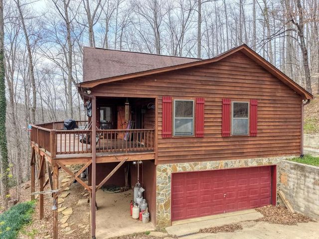 575 Carolina Springs Lane, Franklin, NC 28734
