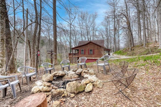 575 Carolina Springs Lane, Franklin, NC 28734