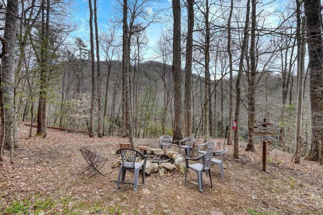 575 Carolina Springs Lane, Franklin, NC 28734