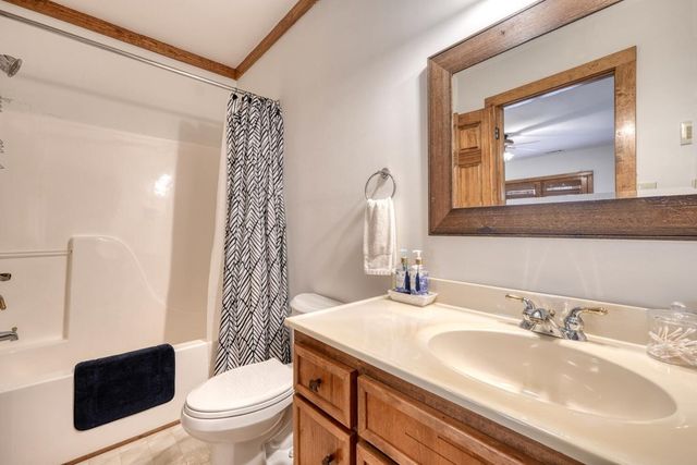 575 Carolina Springs Lane, Franklin, NC 28734