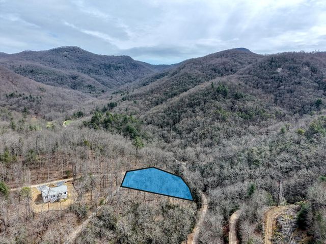 575 Carolina Springs Lane, Franklin, NC 28734