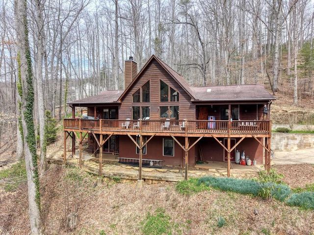 575 Carolina Springs Lane, Franklin, NC 28734