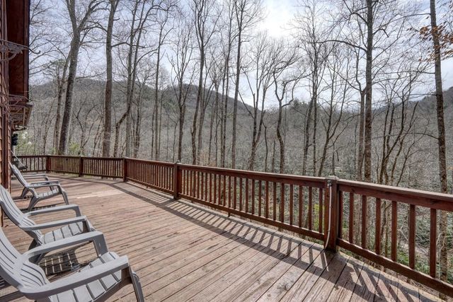 575 Carolina Springs Lane, Franklin, NC 28734