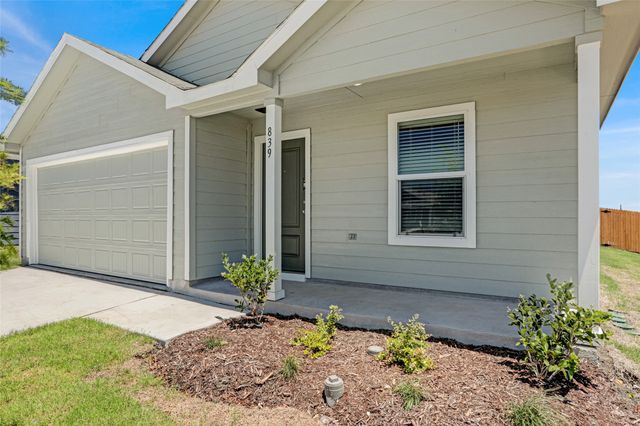 839 Pawpaw Drive, Princeton, TX 75407