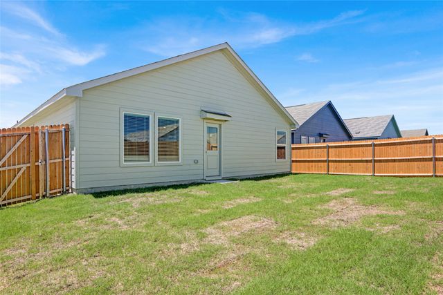 839 Pawpaw Drive, Princeton, TX 75407