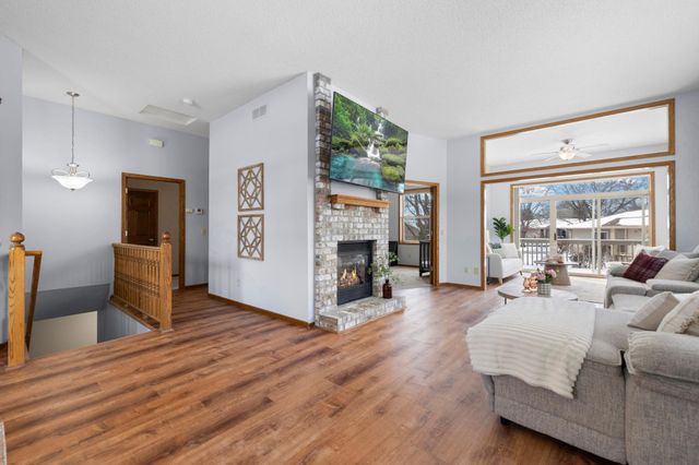 15025 Everleigh Circle, Rosemount, MN 55068