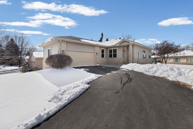 15025 Everleigh Circle, Rosemount, MN 55068