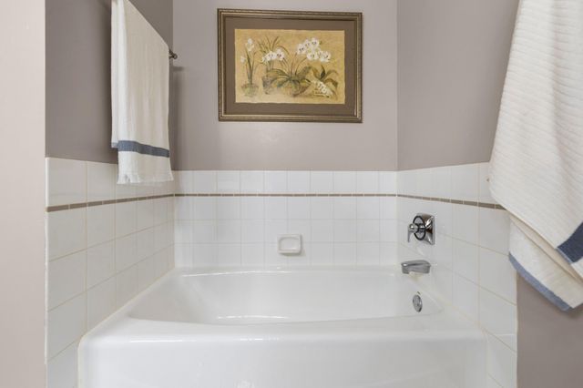 15025 Everleigh Circle, Rosemount, MN 55068