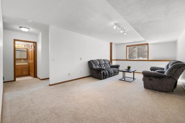 15025 Everleigh Circle, Rosemount, MN 55068