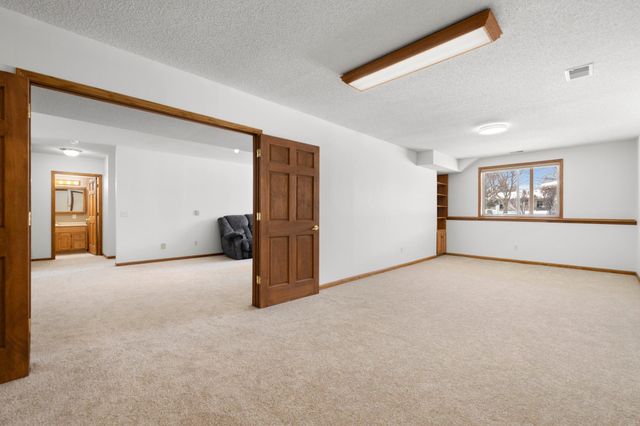 15025 Everleigh Circle, Rosemount, MN 55068