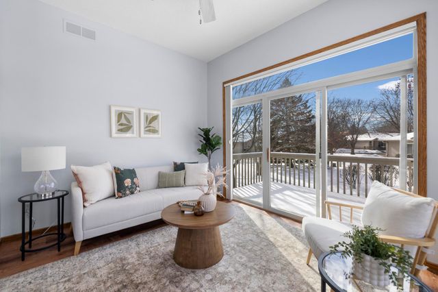 15025 Everleigh Circle, Rosemount, MN 55068