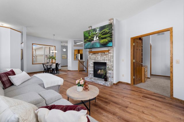 15025 Everleigh Circle, Rosemount, MN 55068