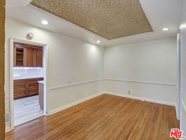 1549 S Point View Street, Los Angeles, CA 90035
