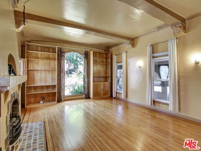 1549 S Point View Street, Los Angeles, CA 90035