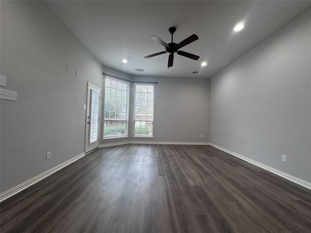 3218 Franklin Avenue, Melissa, TX 75454