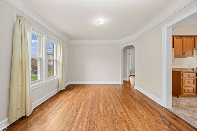 18239 Glendale Street, Roseville, MI 48066