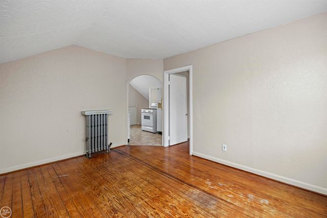 18239 Glendale Street, Roseville, MI 48066