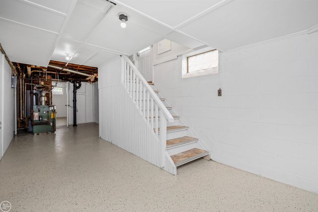 18239 Glendale Street, Roseville, MI 48066