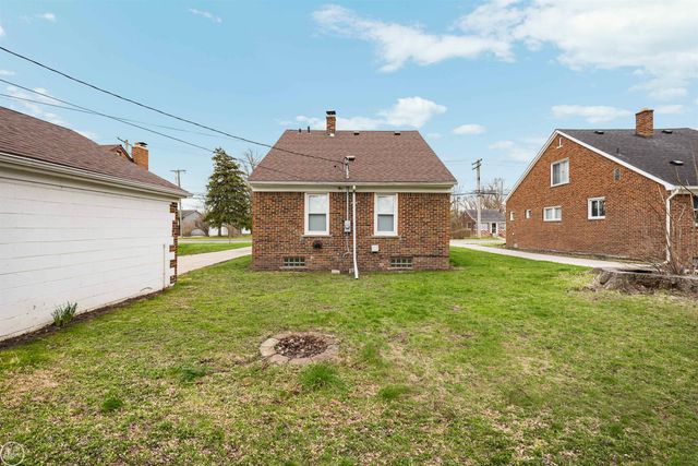 18239 Glendale Street, Roseville, MI 48066