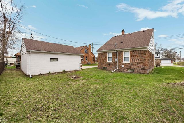 18239 Glendale Street, Roseville, MI 48066